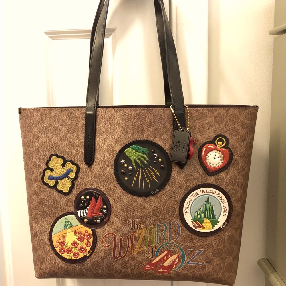 Coach Wizard of Oz Highline Tote Bag NWOT Tan Black w Patches